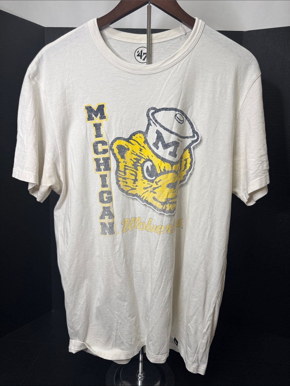 47 Michigan Wolverines White Tee with Yellow & Gray Mascot Graphic adult large
